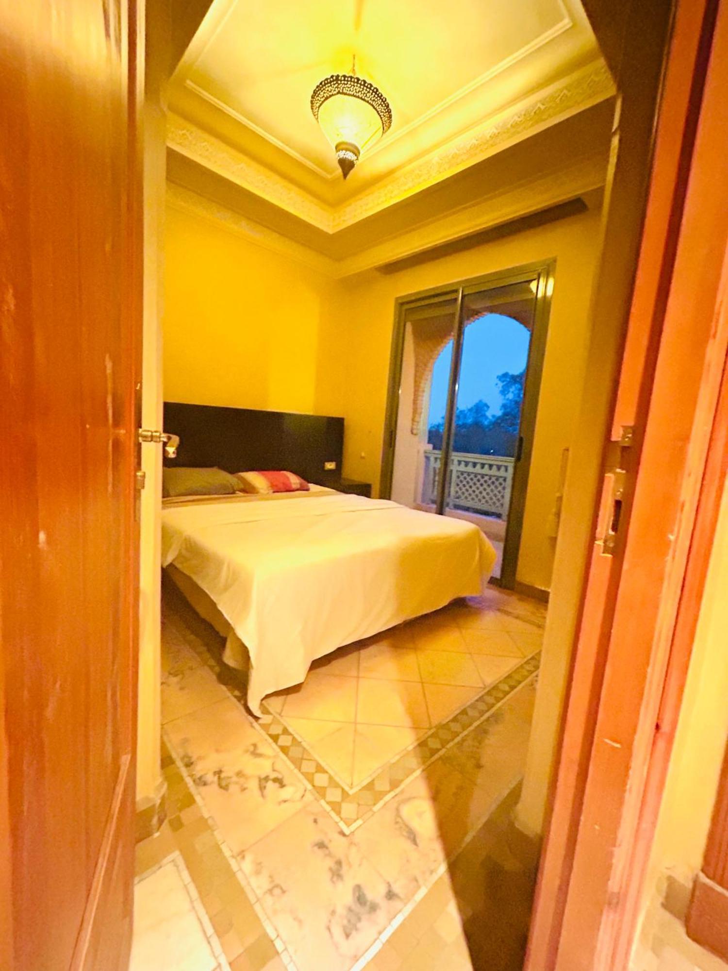 Appartement Spacieux Avec Piscine A La Palmeraie Marakéš Exteriér fotografie